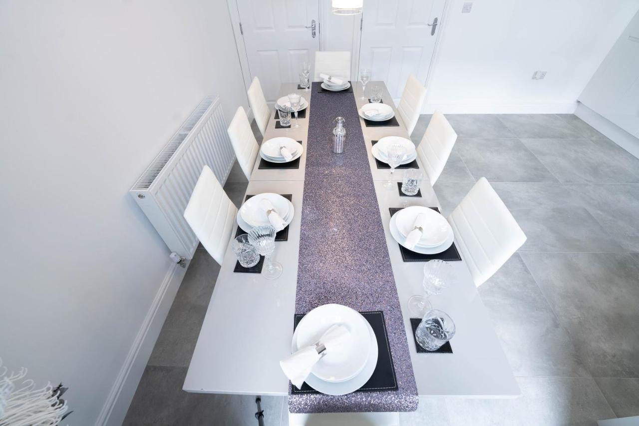 Entire Modern Home With Private Parking For 6/8 Persons Worksop Exterior foto